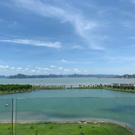 Sunday Premium Apartment Ha Long Buitenkant foto