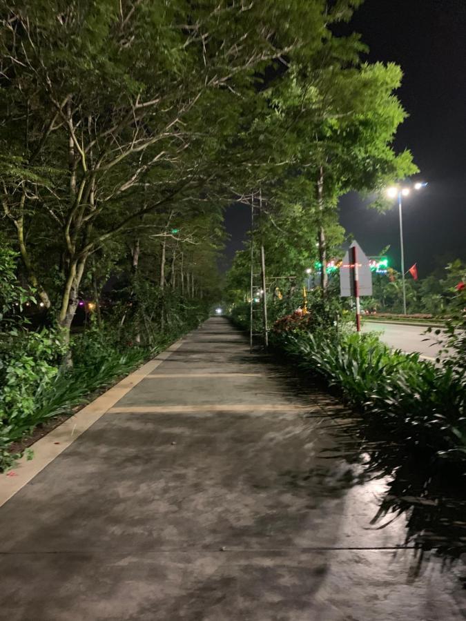 Sunday Premium Apartment Ha Long Buitenkant foto