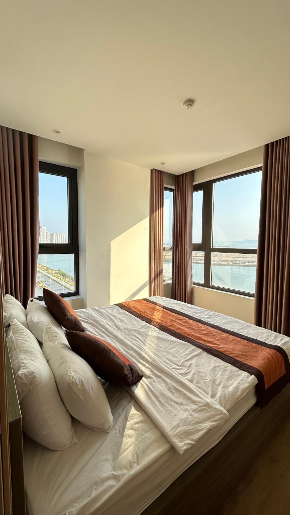 Sunday Premium Apartment Ha Long Buitenkant foto