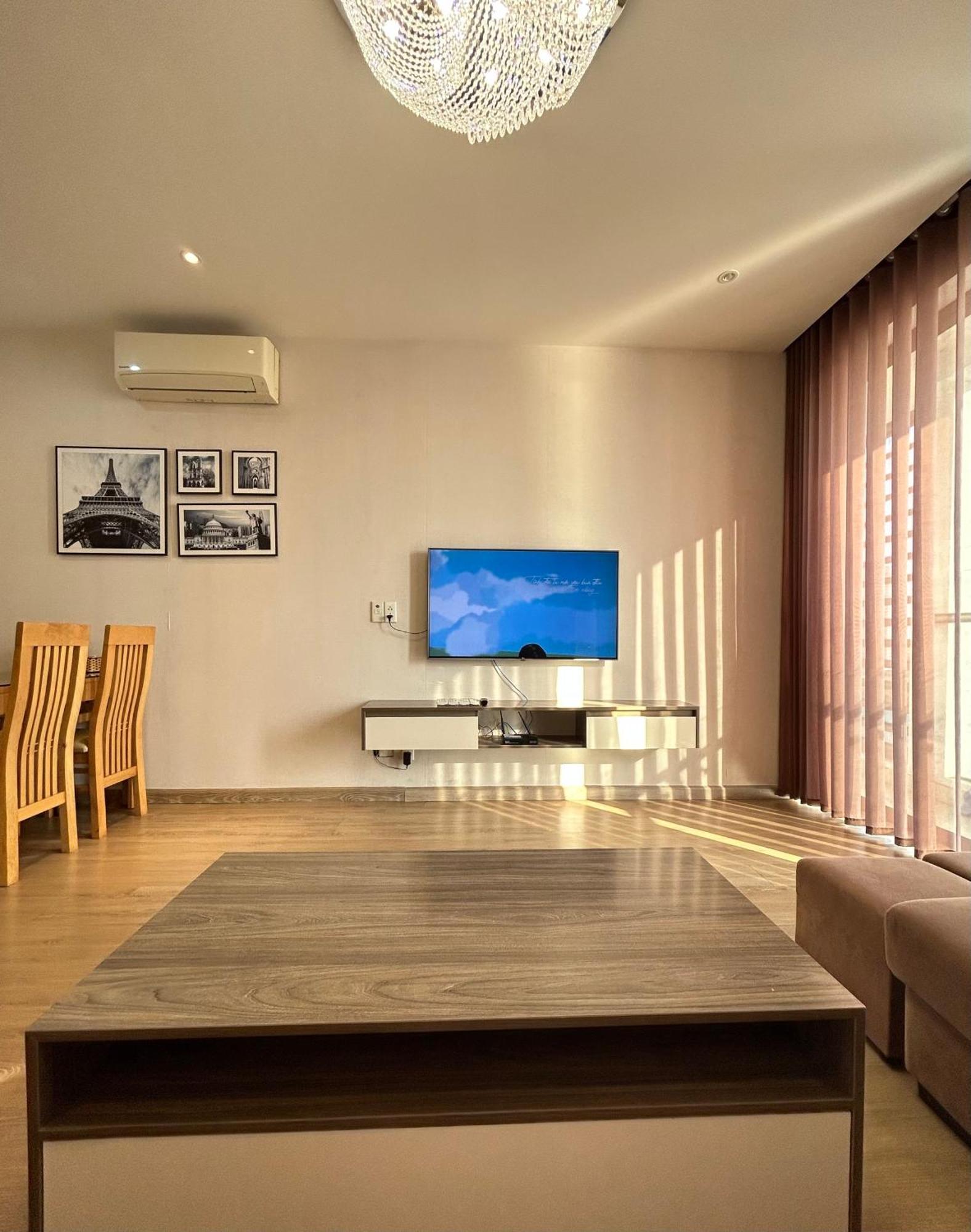 Sunday Premium Apartment Ha Long Buitenkant foto