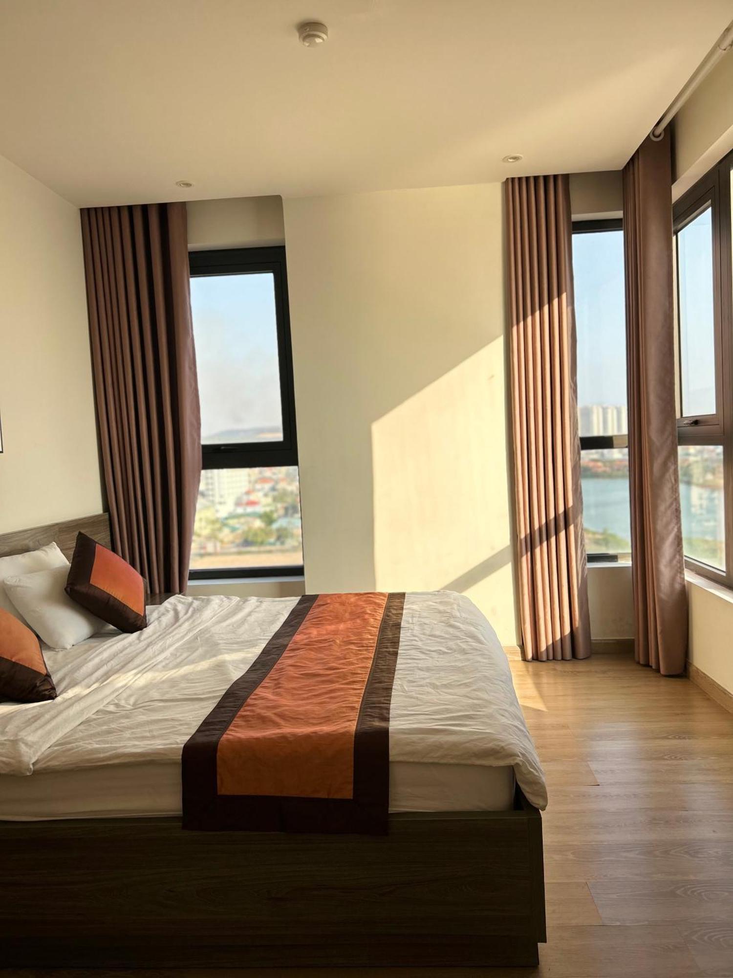 Sunday Premium Apartment Ha Long Buitenkant foto