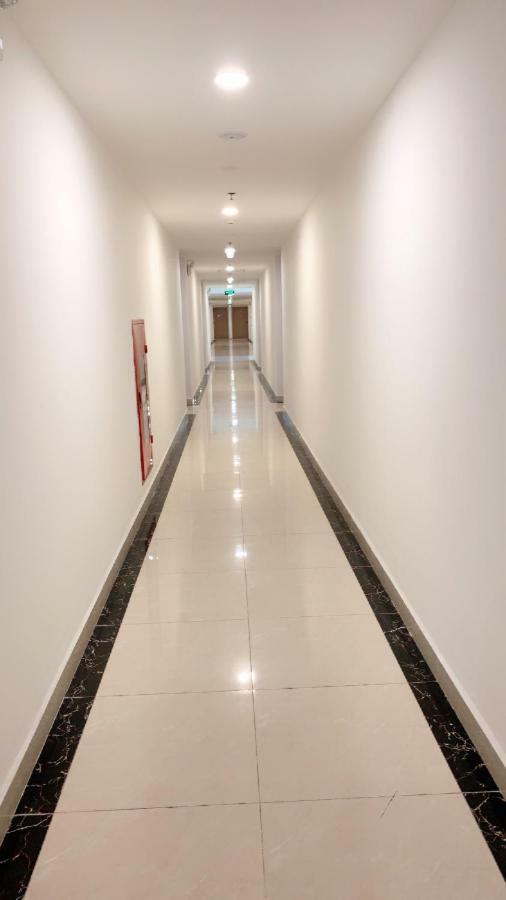 Sunday Premium Apartment Ha Long Buitenkant foto